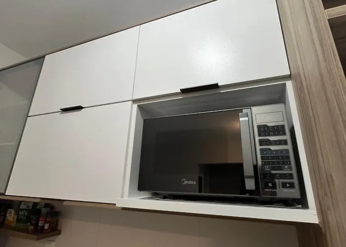 Apartamento 2 Suites Com Piscina E Churrasqueira, Ao Lado Da Ufsc
